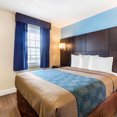Econo Lodge By Choice - Cape Cod West Yarmouth Exterior photo